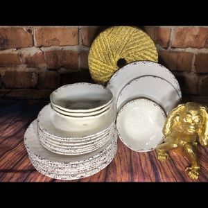 20pc Tommy Bahama Melamine Dinnerware